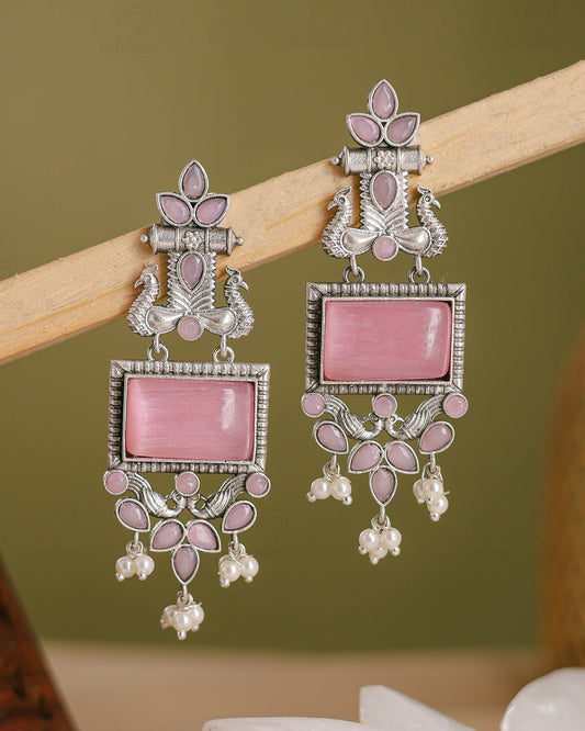 Shubhangi Long Dangler Earrings - wxo
