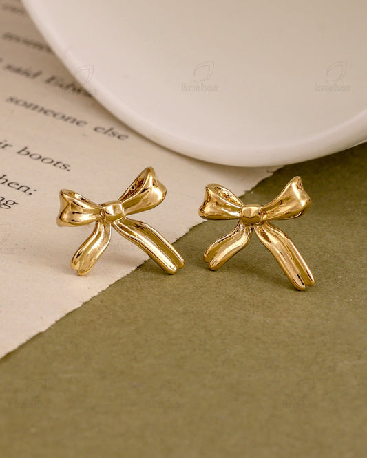 Bria Fashionable Studs