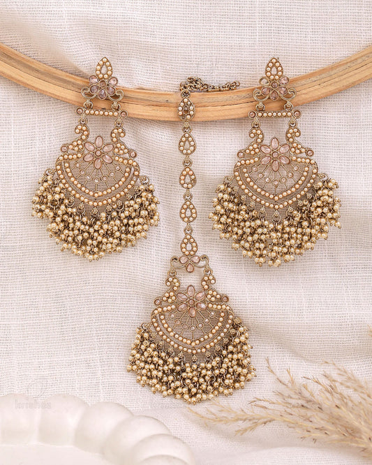 Suraiya Pakistani Kundan Danglers With Mangtika